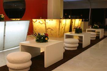 Crowne Plaza Resort