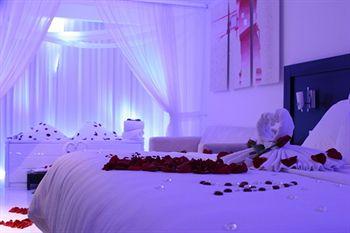Crowne Plaza Resort