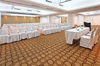 Crowne Plaza Resort