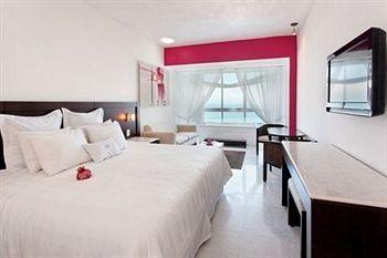 Crowne Plaza Resort