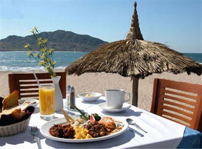 Las Flores Beach Resort