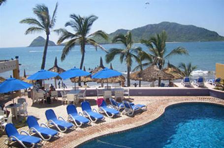 Las Flores Beach Resort