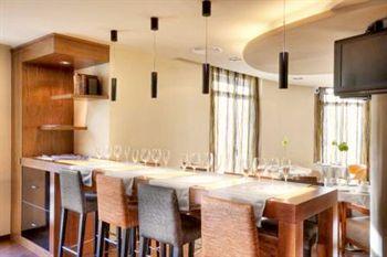 Wilson Boutique Hotel