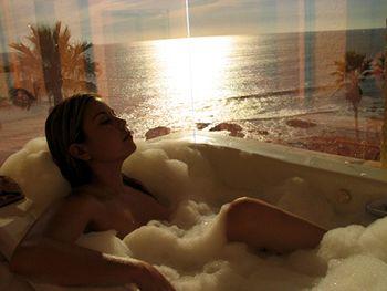 Las Rocas Resort & Spa