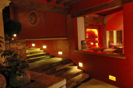 Villa San Jose Hotel & Suites