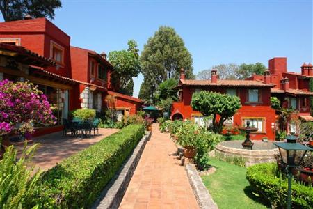 Villa San Jose Hotel & Suites