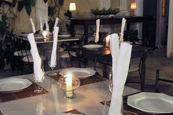 A Casa Das Portas Velhas