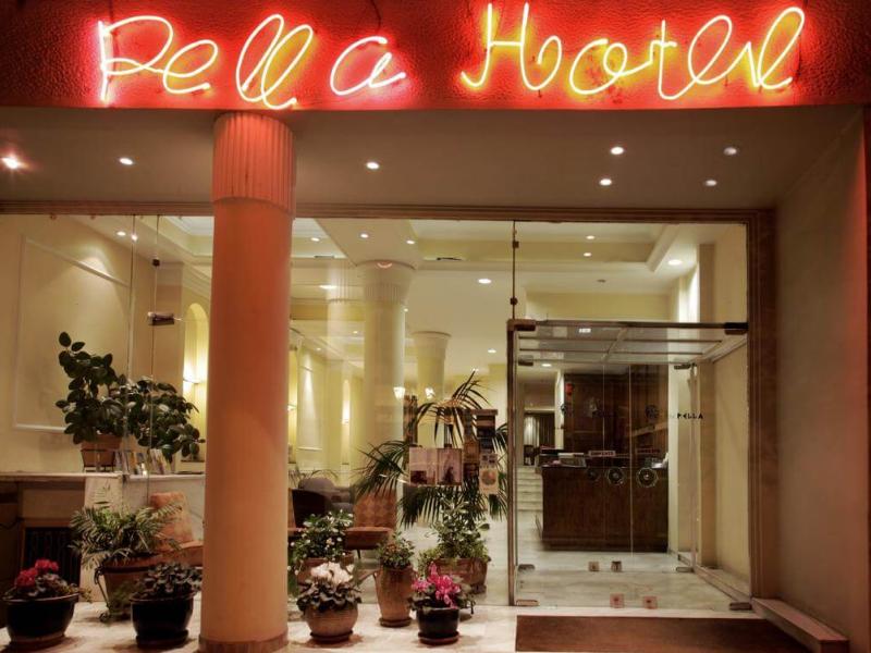Pella Hotel