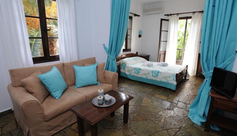 Elli Hotel