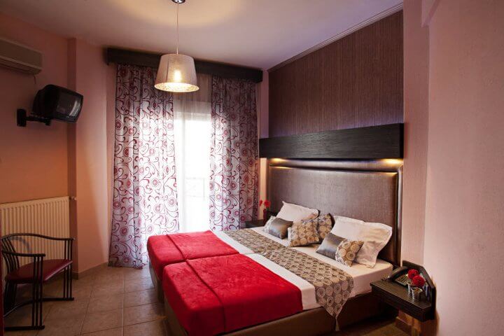 Kouros Hotel