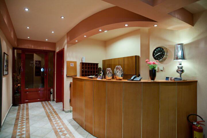 Kouros Hotel