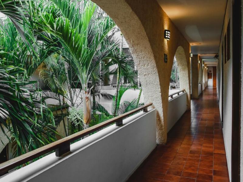 Parador Hotel