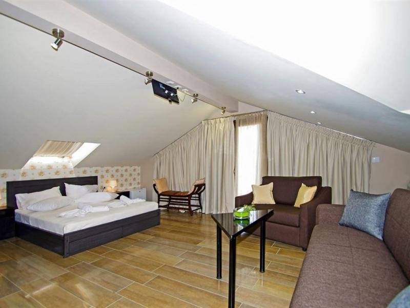 Principal New Leisure Hotel