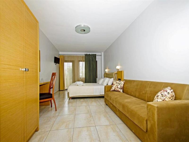 Principal New Leisure Hotel
