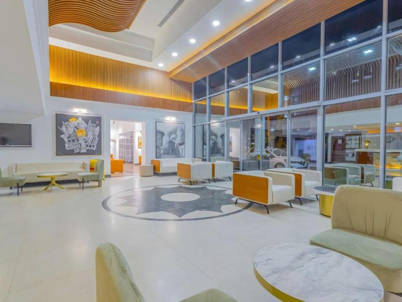 Best Western Plus Khan Hotel