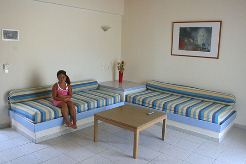 Irinna Hotel