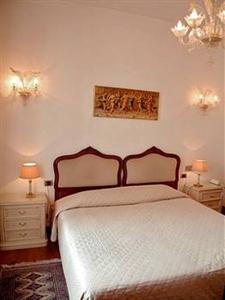 De Rose Palace