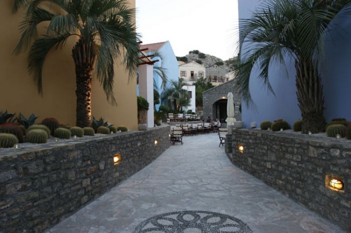 Iapetos Village