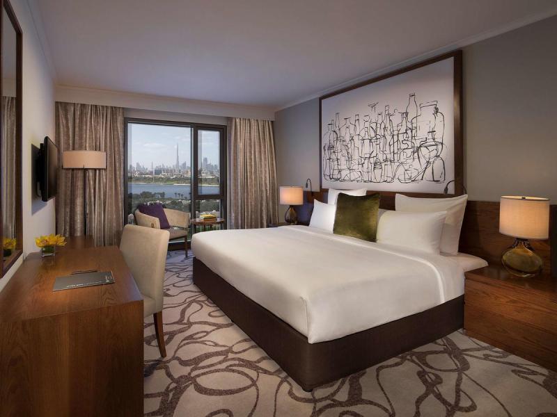 Pullman Dubai Creek City Centre Hotel