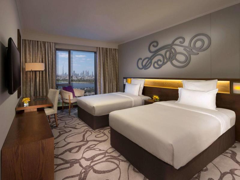 Pullman Dubai Creek City Centre Hotel