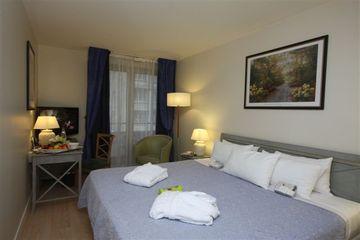 Golden Tulip Royal Garden Champs Elysees