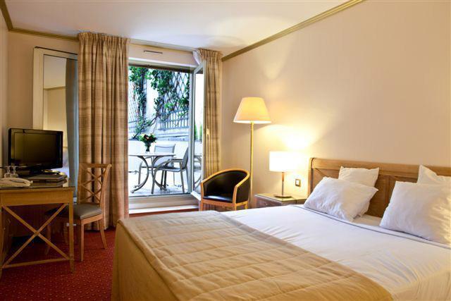 Golden Tulip Royal Garden Champs Elysees