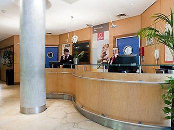 Adagio City Aparthotel la Defense Esplanade