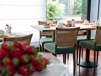 Adagio City Aparthotel la Defense Esplanade