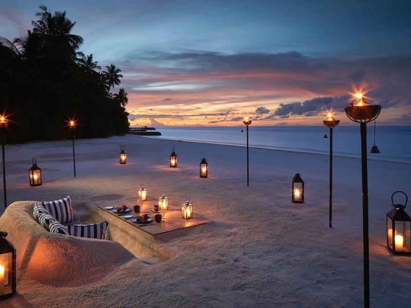 The Halcyon Private Isles Maldives, Autograph Collection