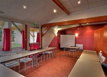 Comfort Hotel Goussainville