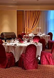 Renaissance Paris La Defense Hotel