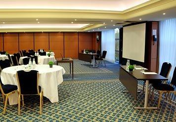 Renaissance Paris La Defense Hotel