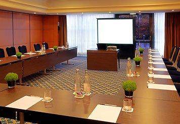 Renaissance Paris La Defense Hotel