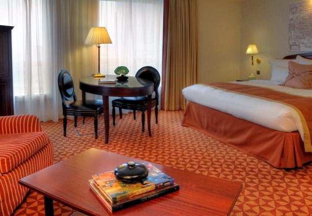Renaissance Paris La Defense Hotel