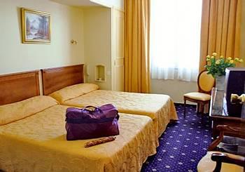 Golden Tulip Cannes Hotel de Paris