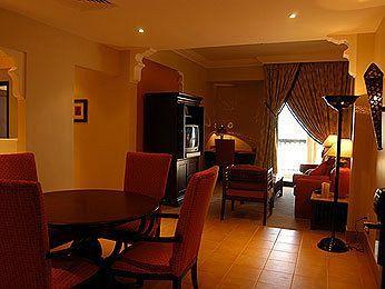 Mercure Grand Hotel Seef / All Suites
