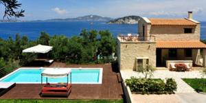 Exensian Villas & Suites