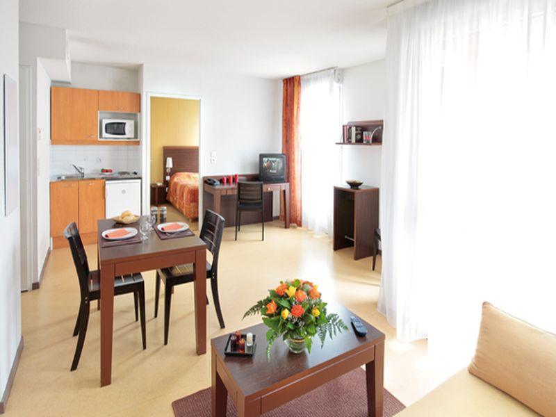 Park & Suites Elegance