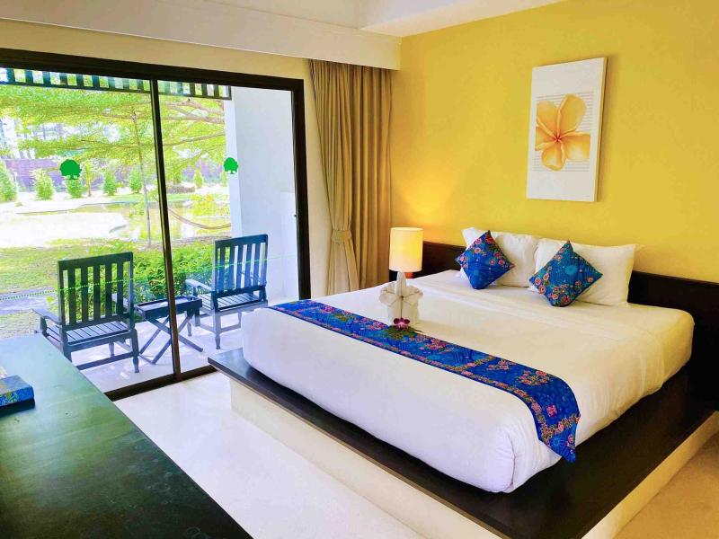 Palm Galleria Resort