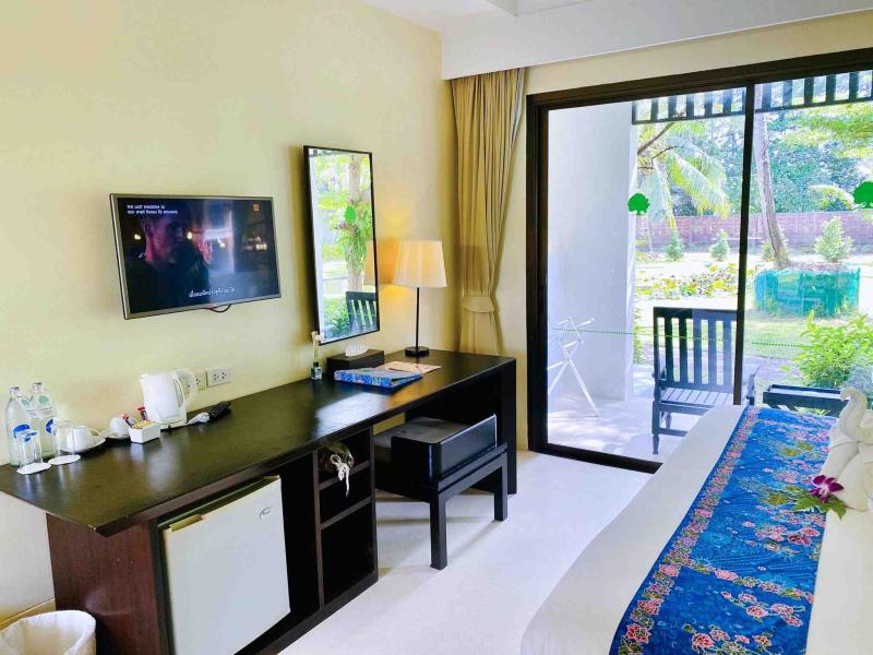 Palm Galleria Resort