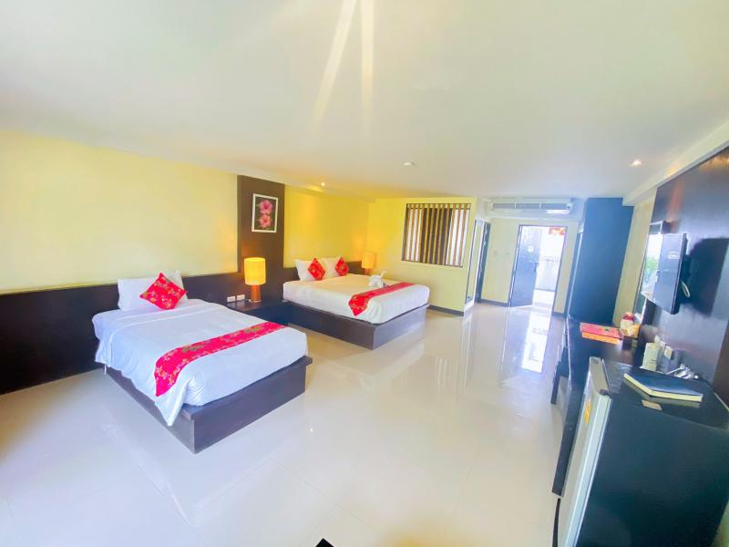 Palm Galleria Resort