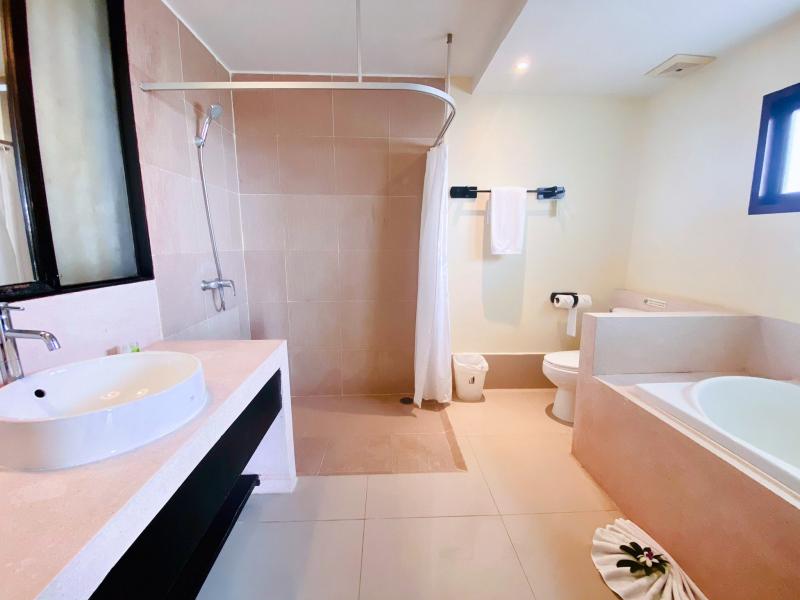 Palm Galleria Resort