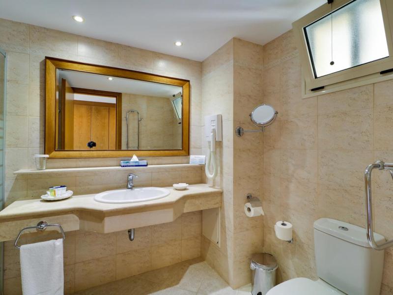 Aegean Melathron Thalasso Spa Hotel