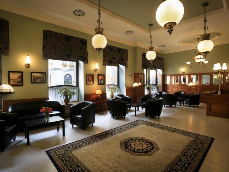 Ariston & Ariston Patio