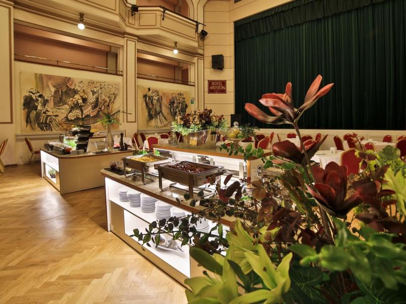 Ariston & Ariston Patio