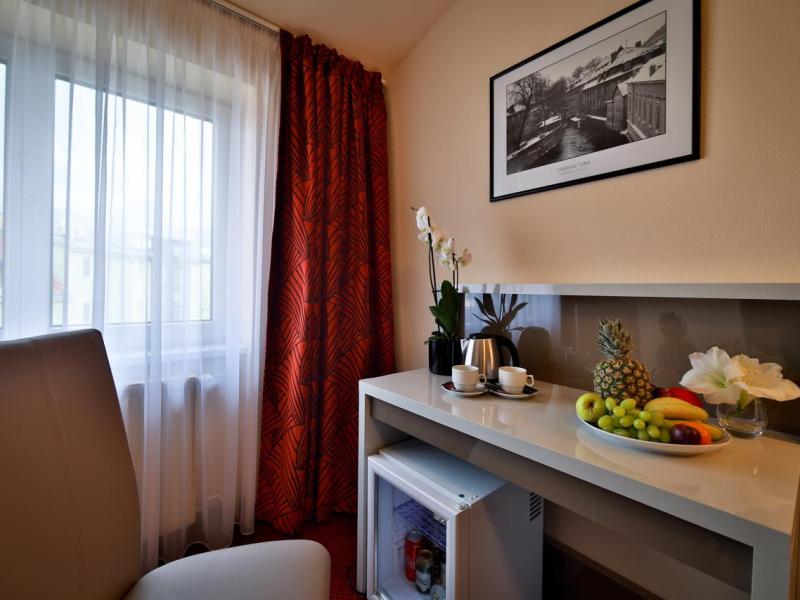 Ariston & Ariston Patio