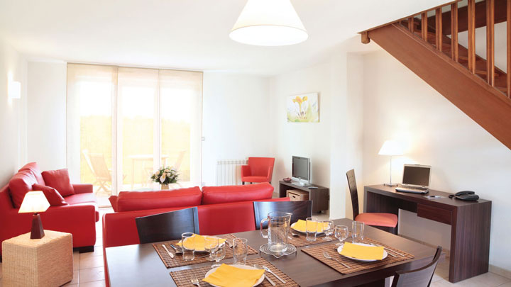 Park & Suites Village Montevrain