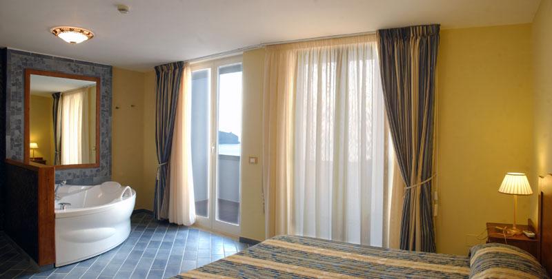 Baia Hotel