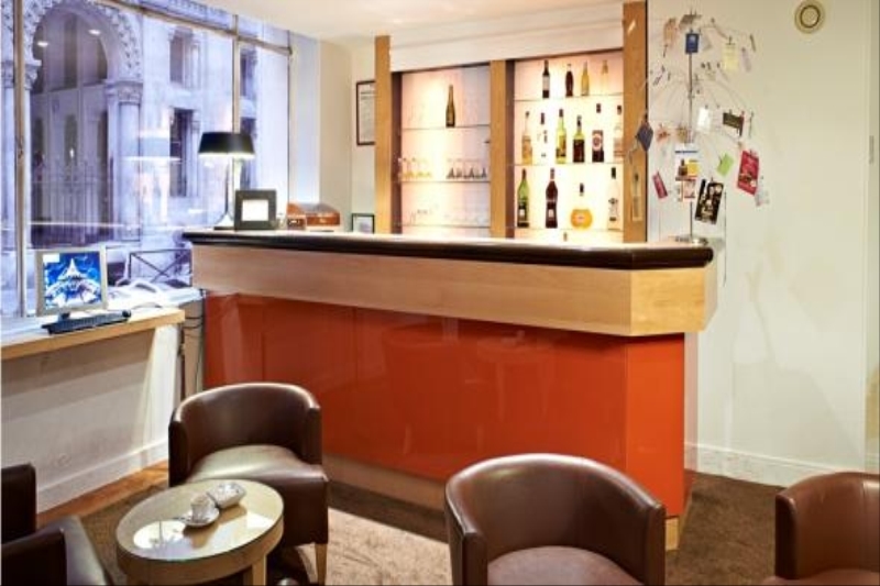 New Hotel Lafayette