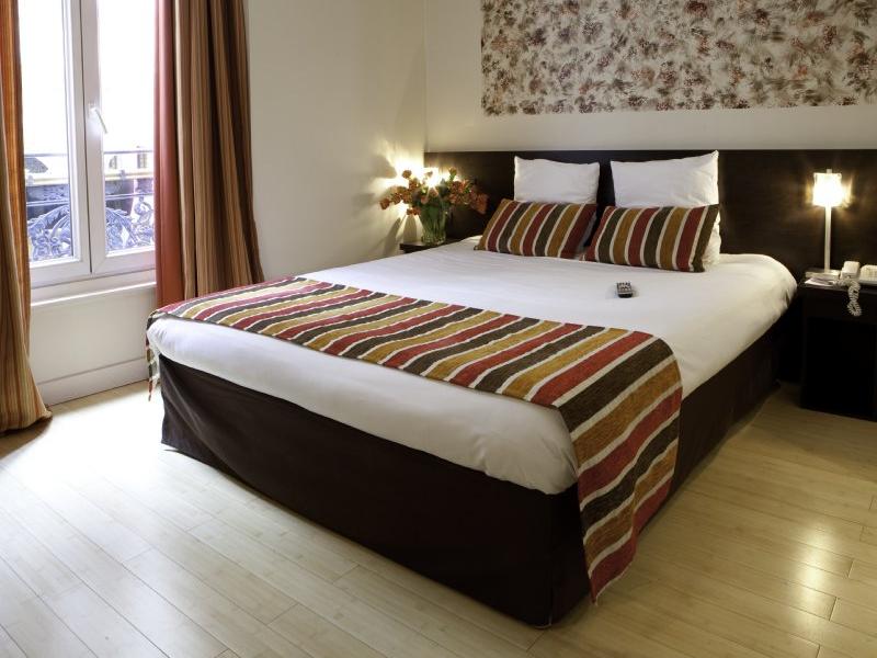 New Hotel Lafayette
